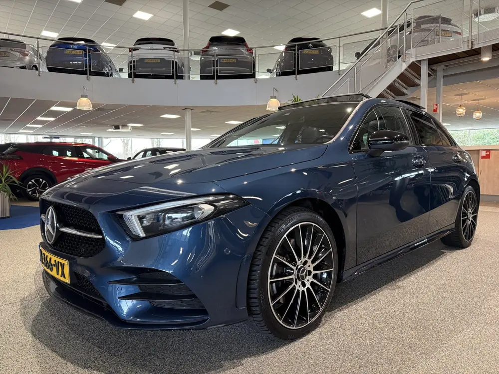 Mercedes-Benz A-Klasse 250 e AMG Limited NL auto uit 2022, foto 5