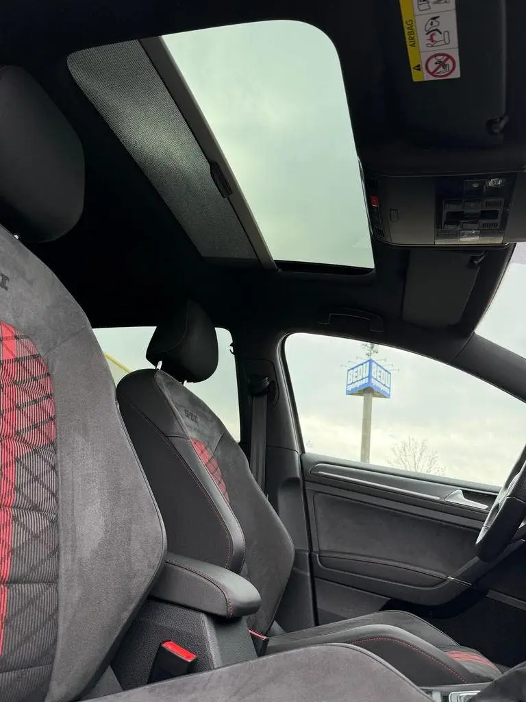 Volkswagen Golf VII Golf 2.0 TSI GTI TCR Pano | Dcc | Dynaudio | Vol uit 2019, foto 17