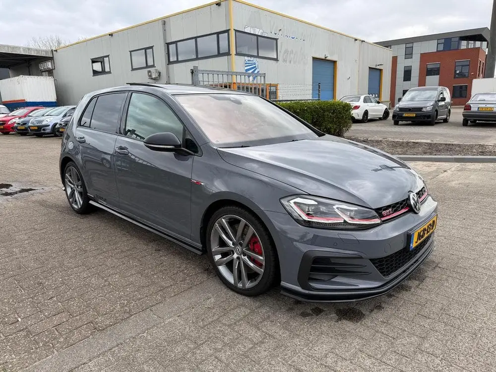 Volkswagen Golf VII Golf 2.0 TSI GTI TCR Pano | Dcc | Dynaudio | Vol uit 2019, foto 2