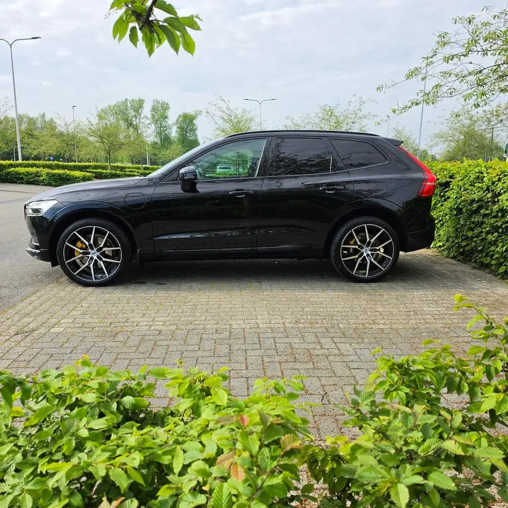 Volvo XC60 T8 Twin Engine 390pk Geartronic AWD 2019 Zwart uit 2019, foto 5