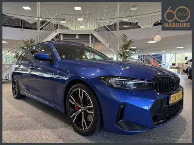BMW 3-serie 3 Serie Touring 330i M Sportpakket Pro NL uit 2024