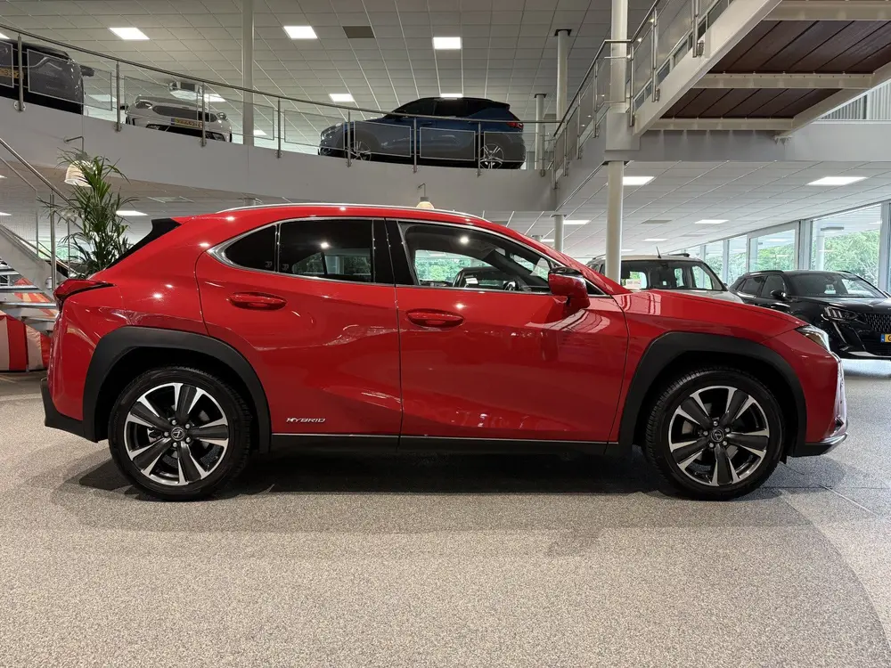 Lexus UX 250h AWD Executive Line, President pack, Mark Levin uit 2019, foto 4
