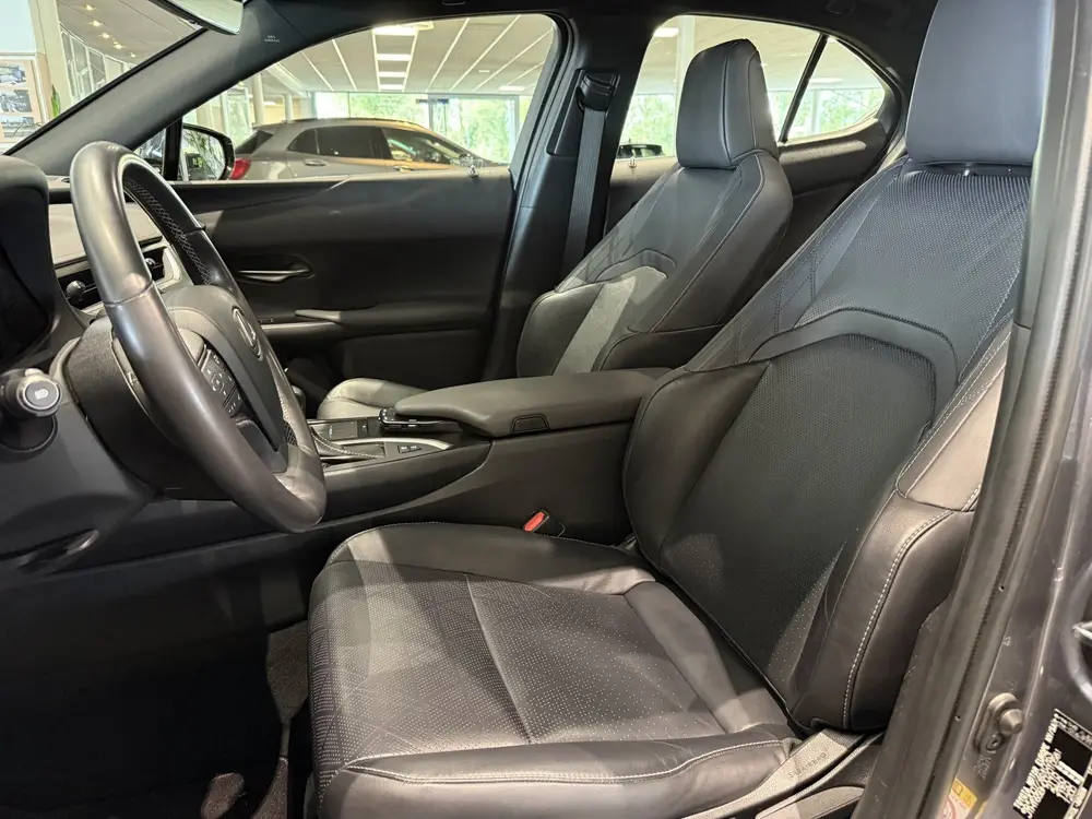 Lexus UX 250h Luxury Line, Leder, Camera, Navi, LED, DAB+ uit 2019, foto 10