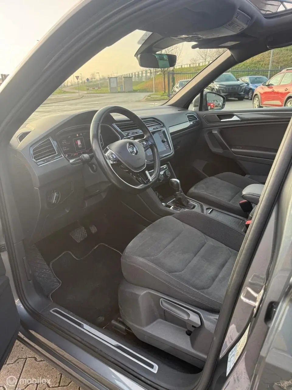 Volkswagen Tiguan 1.5 TSI ACT Highline Business R uit 2019, foto 10
