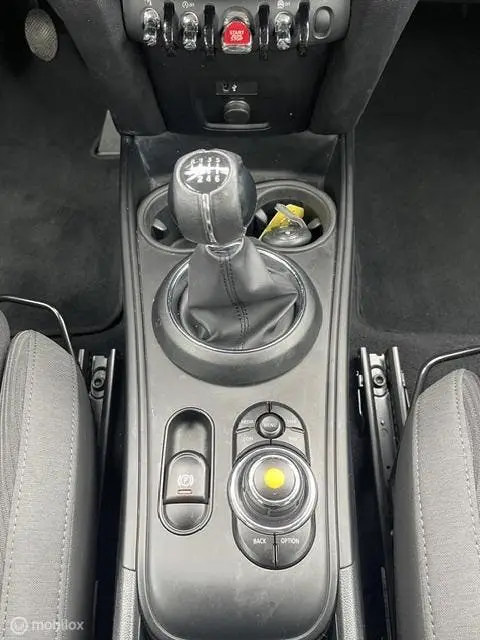 Mini Countryman 1.5 Cooper Salt Facelift-Ledverl-Ruit/Stoelv uit 2019, foto 17