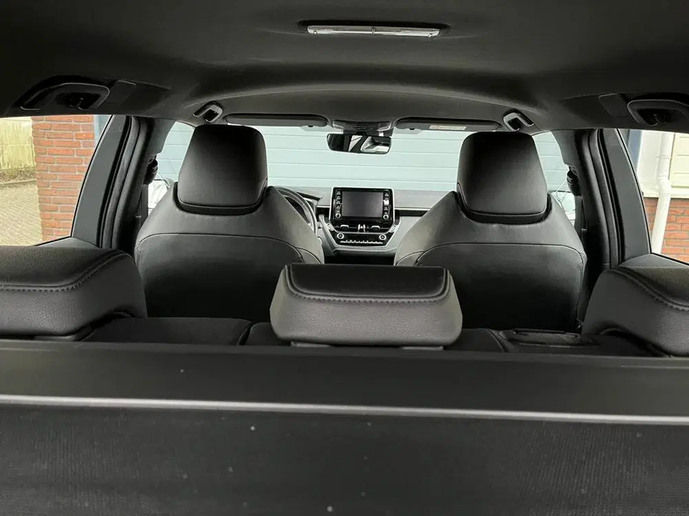 Toyota Corolla 1.8 GR-Sport uit 2020, foto 14