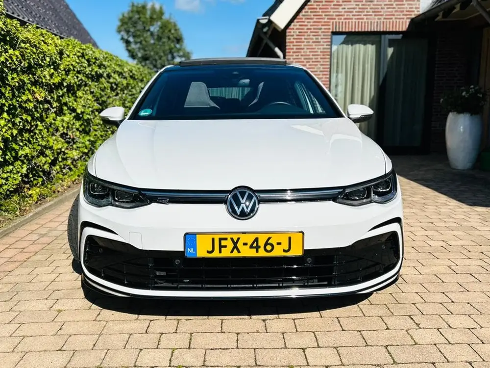 Volkswagen Golf VW Golf 1.5 Etsi R-line 150pk DSG 2021 Wit Pano Camera uit 2021, foto 3