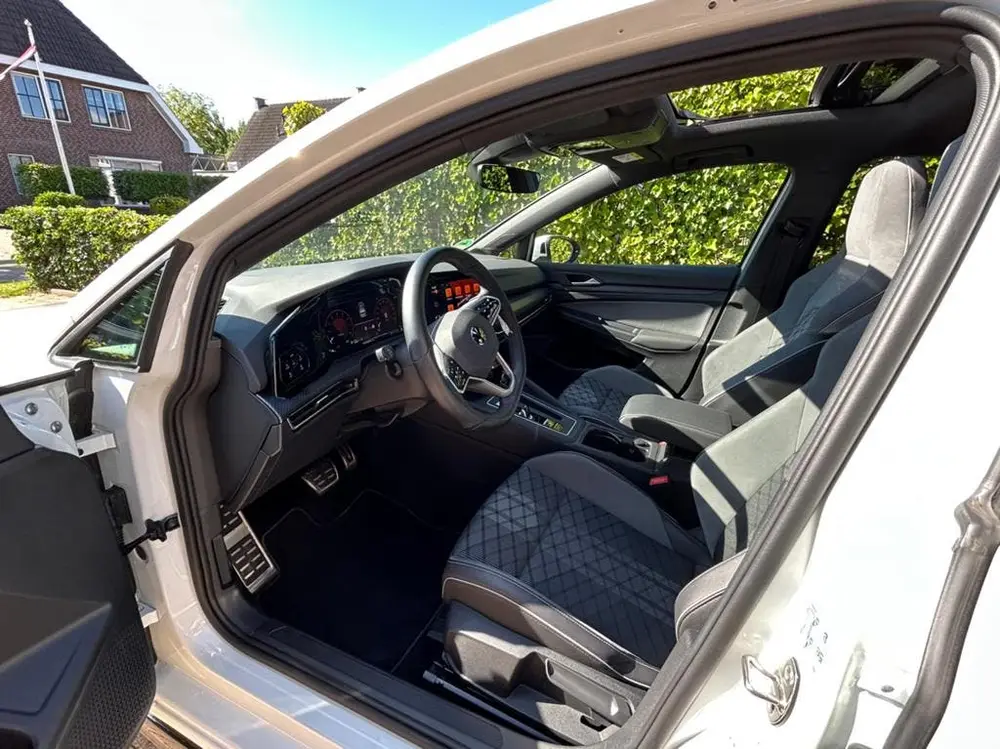 Volkswagen Golf VW Golf 1.5 Etsi R-line 150pk DSG 2021 Wit Pano Camera uit 2021, foto 7