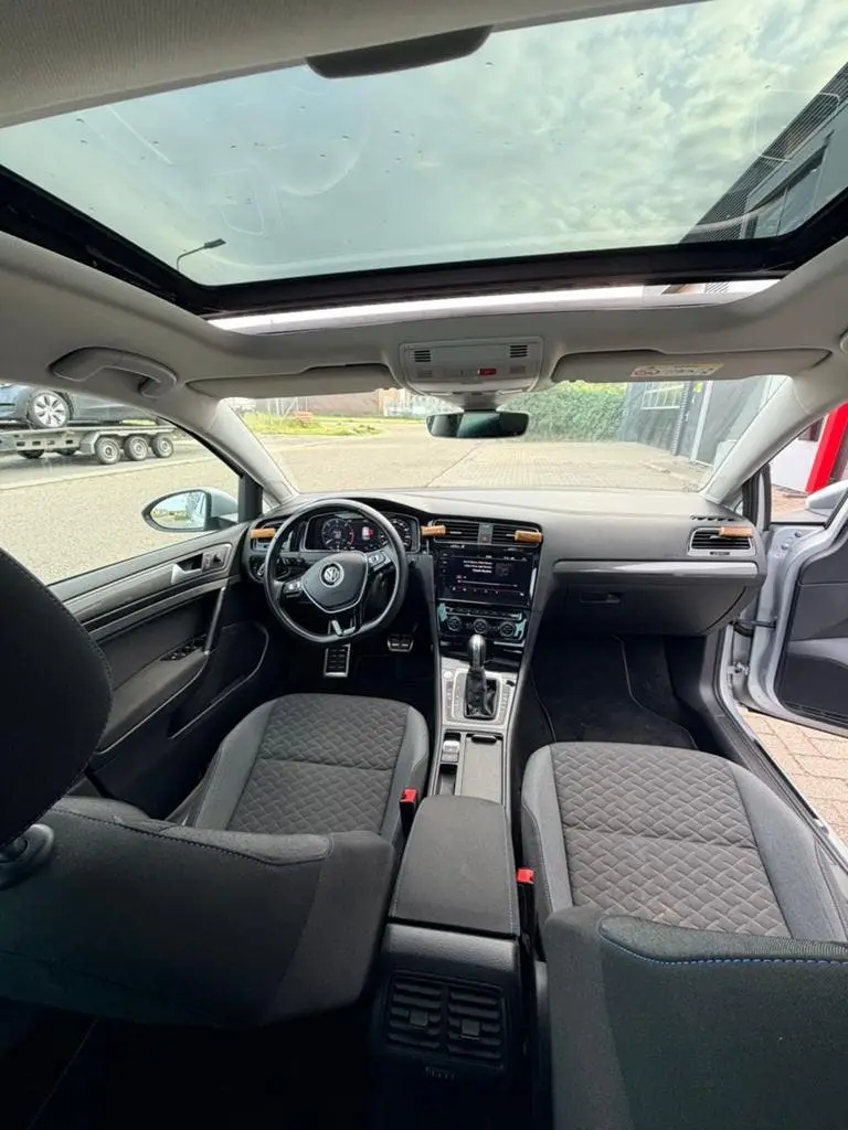 Volkswagen Golf VII Golf 1.6 TDI 115pk 5D 2019 Grijs uit 2019, foto 8