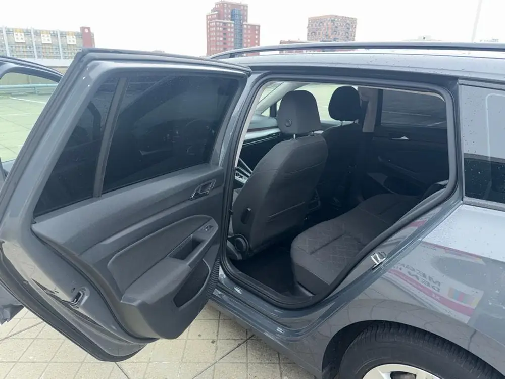 Volkswagen Golf Variant 1.5 eTSI 130pk Dsg-7 2022 Grijs uit 2022, foto 18