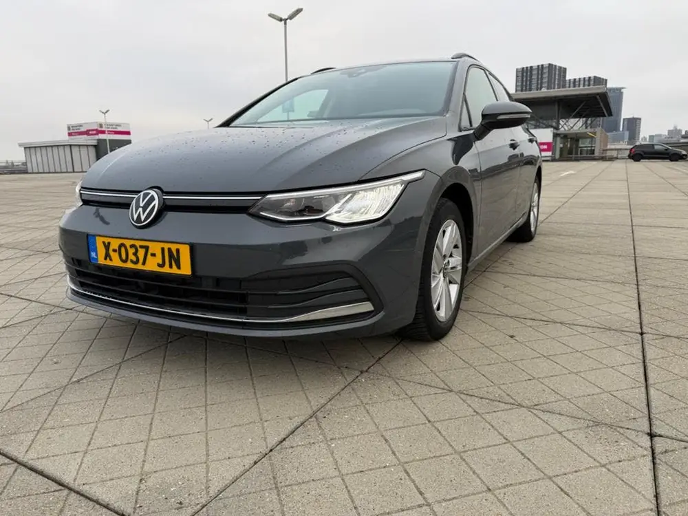 Volkswagen Golf Variant 1.5 eTSI 130pk Dsg-7 2022 Grijs uit 2022, foto 3
