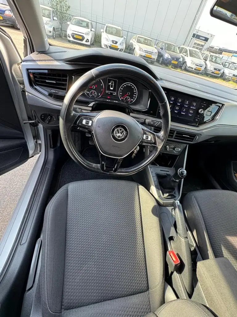 Volkswagen Polo 1.0 TSI 95pk 2019 Grijs.    Km 172000 uit 2019, foto 11