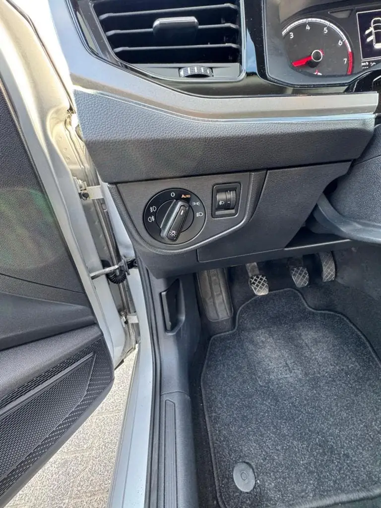 Volkswagen Polo 1.0 TSI 95pk 2019 Grijs.    Km 172000 uit 2019, foto 14