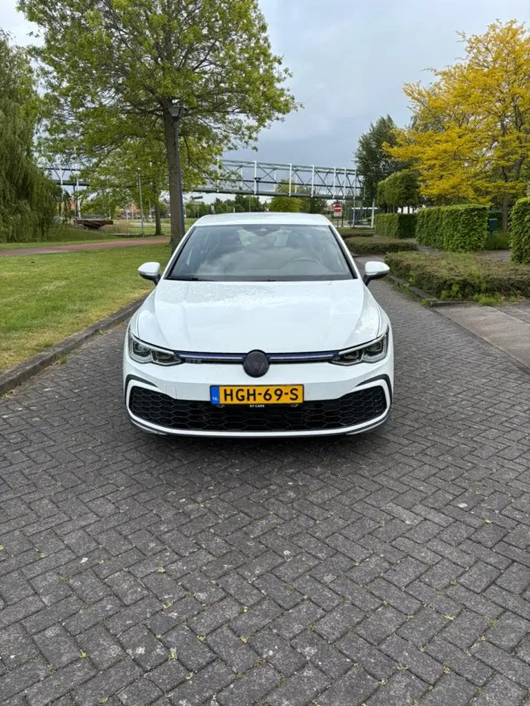 Volkswagen Golf GTE 2021 wit 245PK uit 2021, foto 2