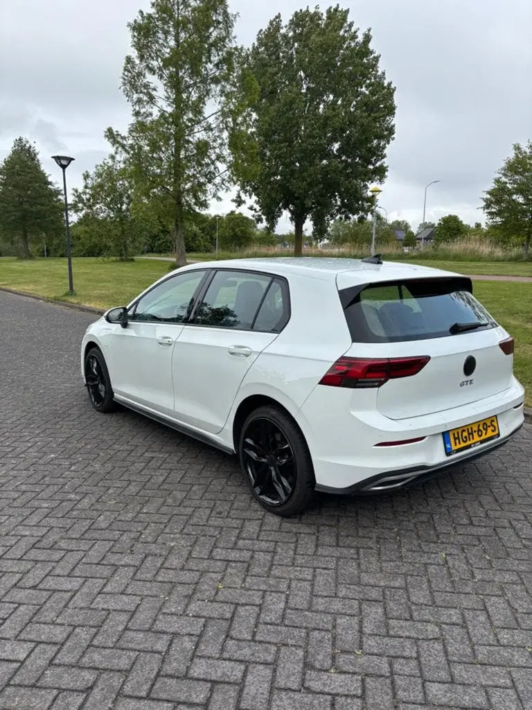 Volkswagen Golf GTE 2021 wit 245PK uit 2021, foto 4