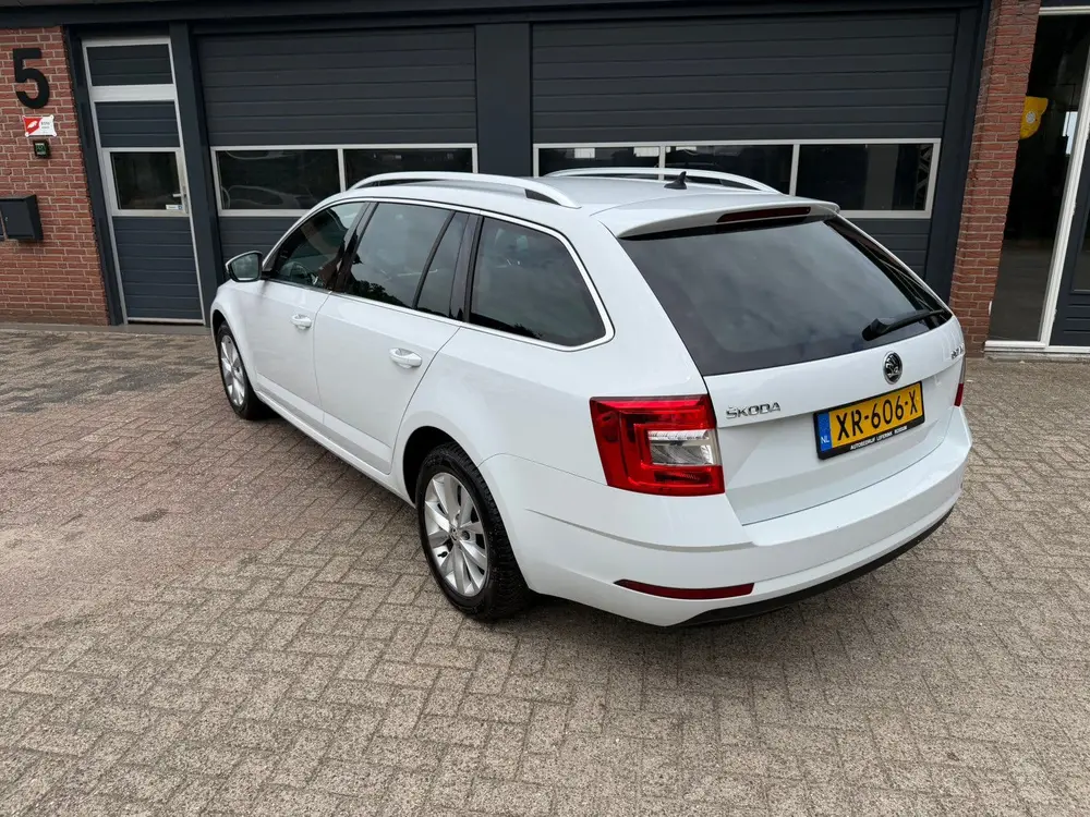 Skoda Octavia Octavia 1.0 TSI Ambition Business 115pk Dsg-7 GARANTIE uit 2019, foto 8