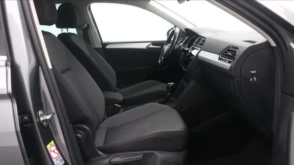 Volkswagen Tiguan 1.5 TSI ACT 150pk DSG 2019 Grijs uit 2019, foto 17