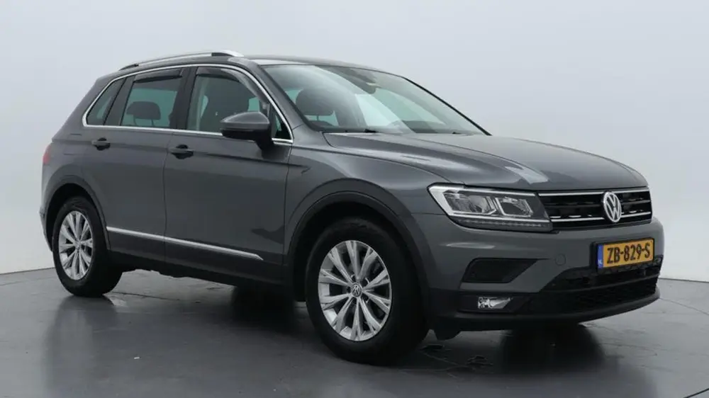 Volkswagen Tiguan 1.5 TSI ACT 150pk DSG 2019 Grijs uit 2019, foto 2