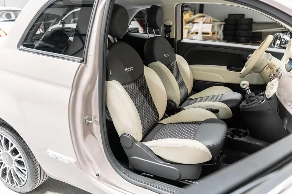 Fiat 500 dolcevita uit 2021, foto 13