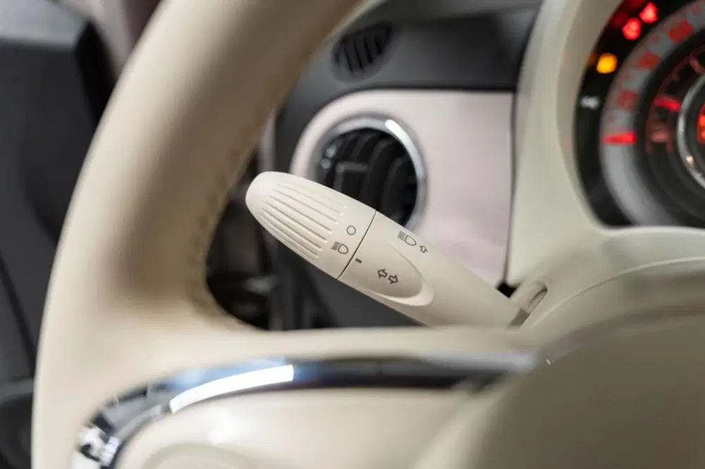 Fiat 500 dolcevita uit 2021, foto 15