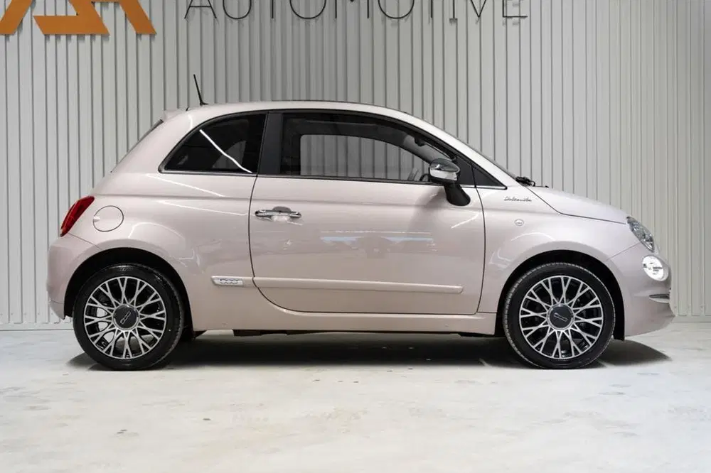 Fiat 500 dolcevita uit 2021, foto 7
