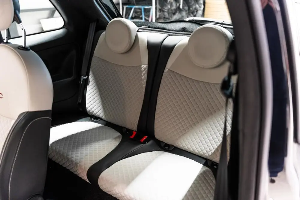 Fiat 500 dolcevita uit 2019, foto 12