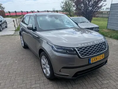 Land Rover Range Rover Velar P400e 404pk AWD AUT 2022 Bruin uit 2022