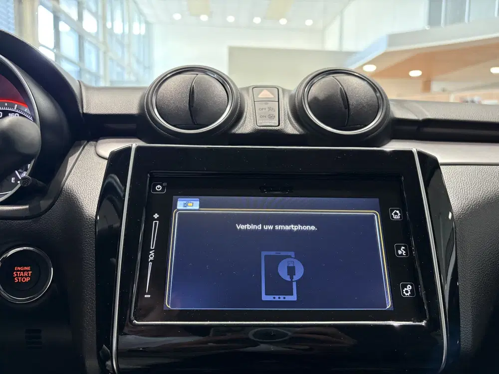 Suzuki Swift 1.2 Style Smart Hybrid uit 2023, foto 14