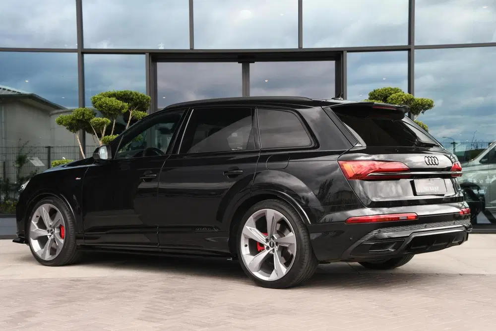 Audi Q7 60 TFSI e quattro Competition LEDER uit 2020, foto 10