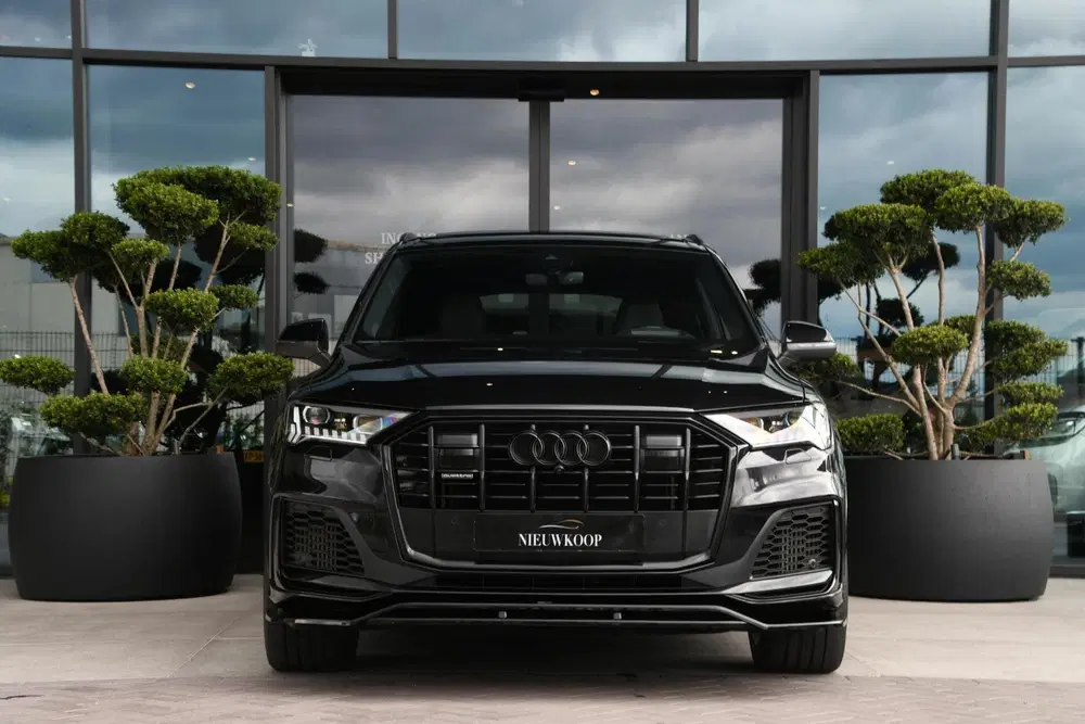 Audi Q7 60 TFSI e quattro Competition LEDER uit 2020, foto 2