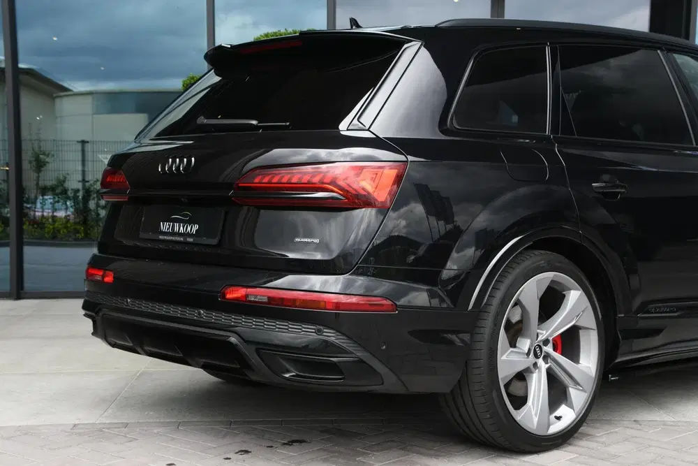 Audi Q7 60 TFSI e quattro Competition LEDER uit 2020, foto 9