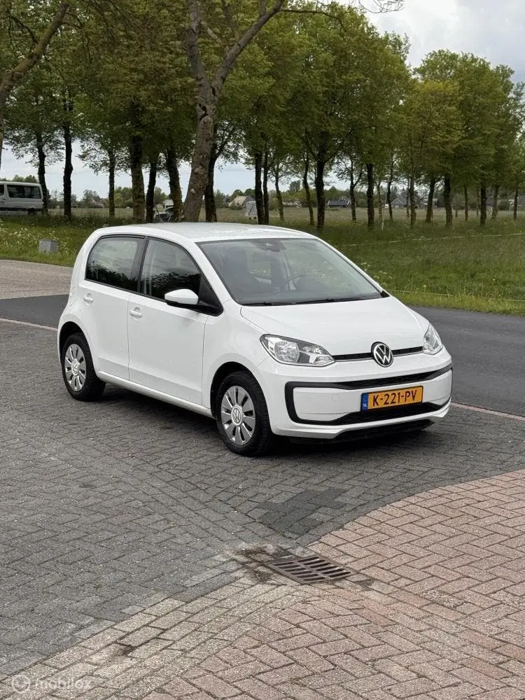 Volkswagen Up! 1.0 DAB/Lane Assist/Elektrische ramen/Dealer uit 2021, foto 6