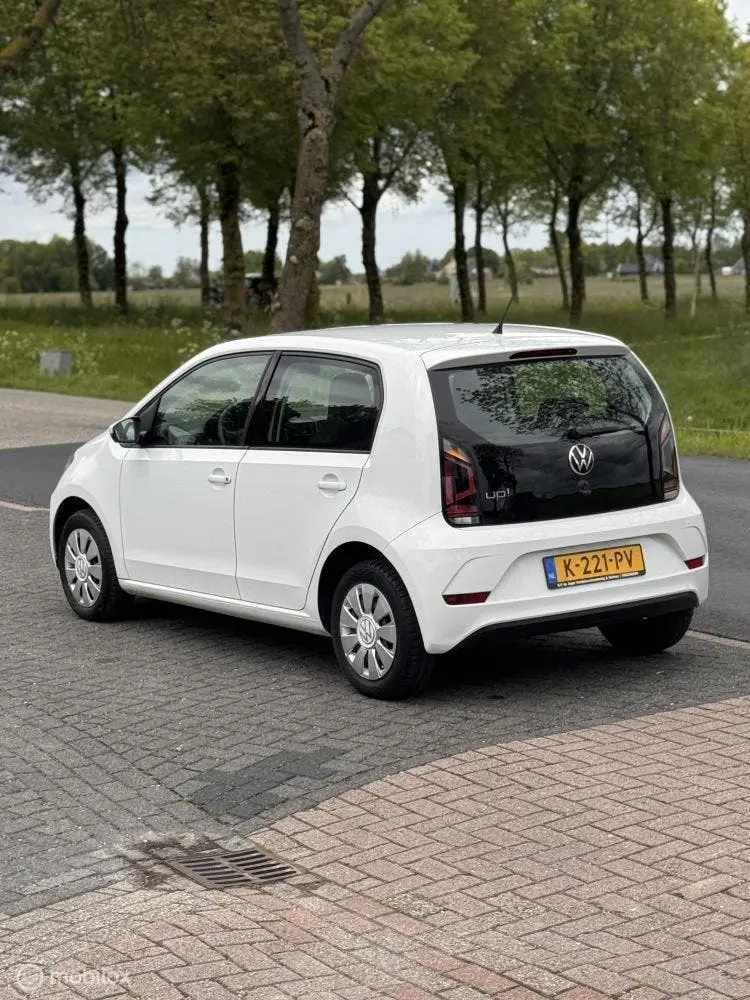 Volkswagen Up! 1.0 DAB/Lane Assist/Elektrische ramen/Dealer uit 2021, foto 7