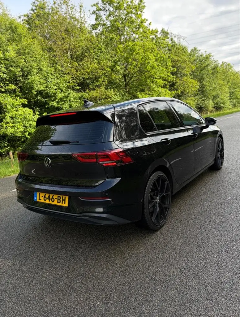 Volkswagen Golf 1.5 TSI 130pk 2020 Zwart uit 2020, foto 6