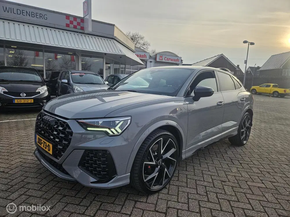 Audi RS Q3 RSQ3 2.5 TFSI SPORTBACK uit 2022, foto 2