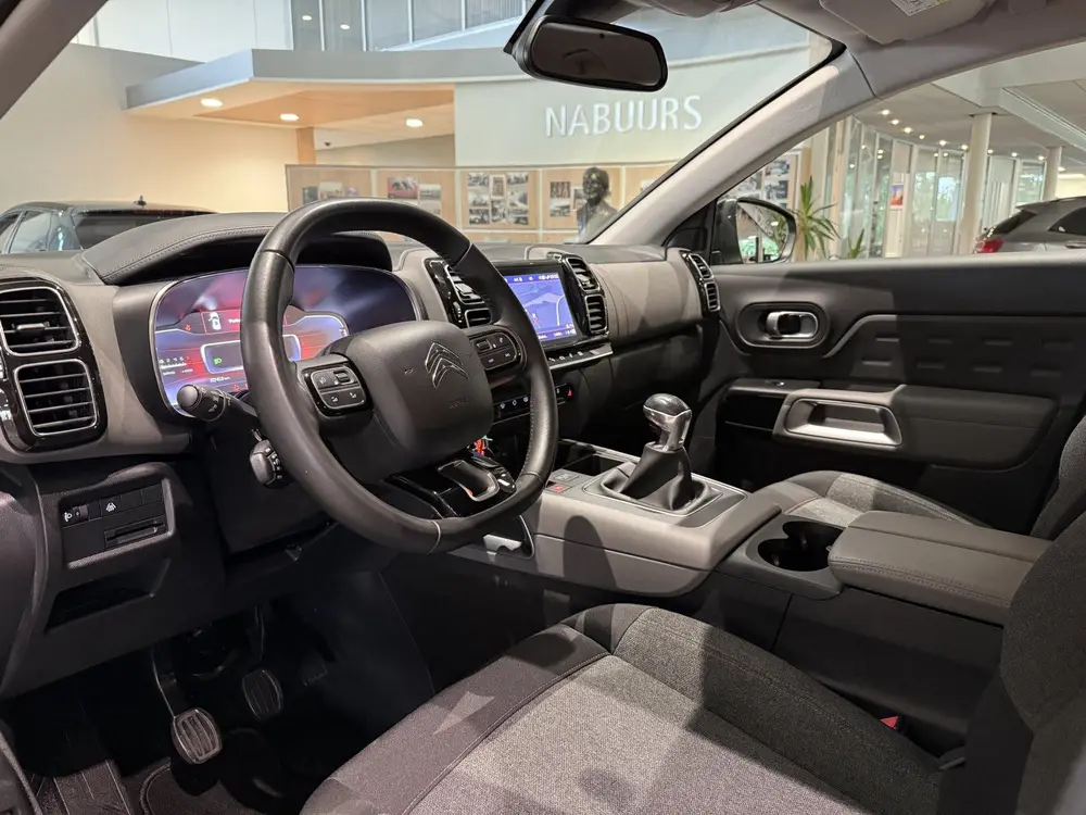 Citroën C5 Aircross 1.2 130pk Business NL auto uit 2019, foto 2