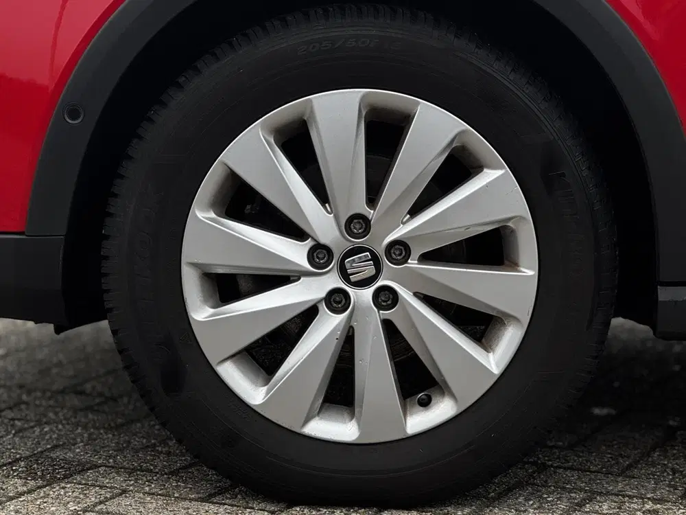 SEAT Arona 1.0TSI StyleBusiness Intense uit 2021, foto 13