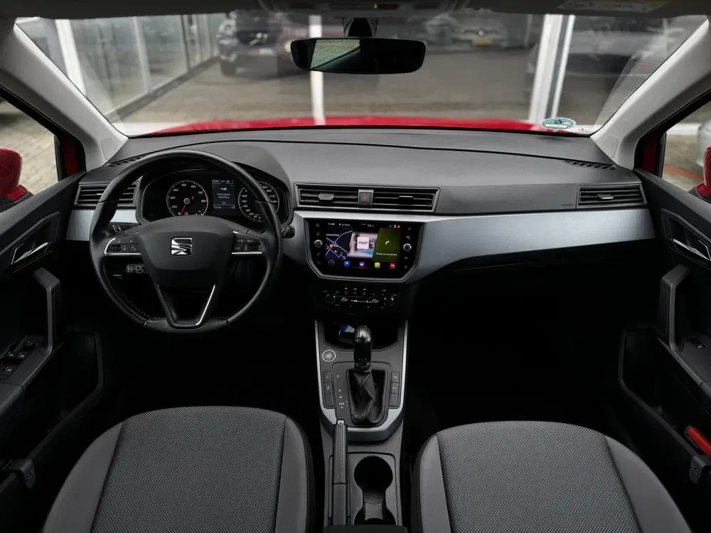 SEAT Arona 1.0TSI StyleBusiness Intense uit 2021, foto 2