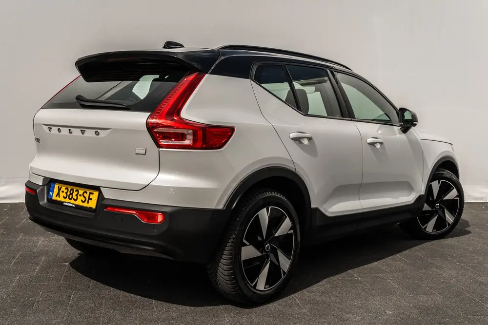 Volvo EX40 Single Motor Extended Range Ultimate uit 2024, foto 6
