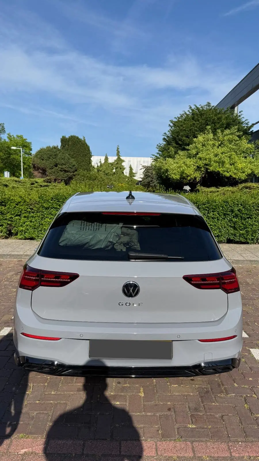 Volkswagen Golf 8 R-Line | 2.0 benzine | Nardo Grey uit 2022, foto 3