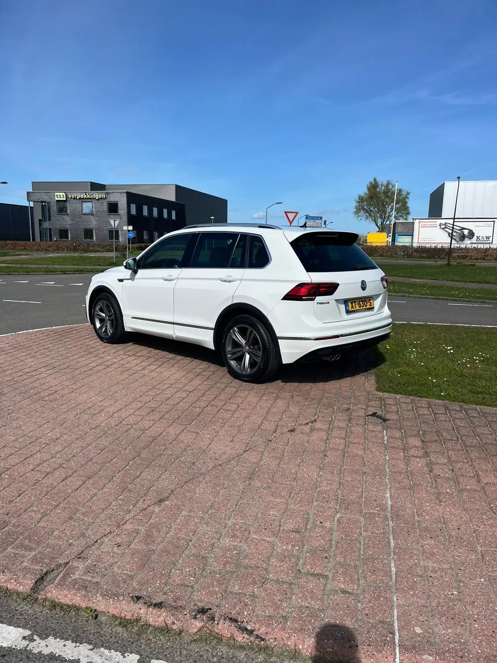 Volkswagen Tiguan 1.5 TSI ACT 150pk DSG 2019 Wit uit 2019, foto 3