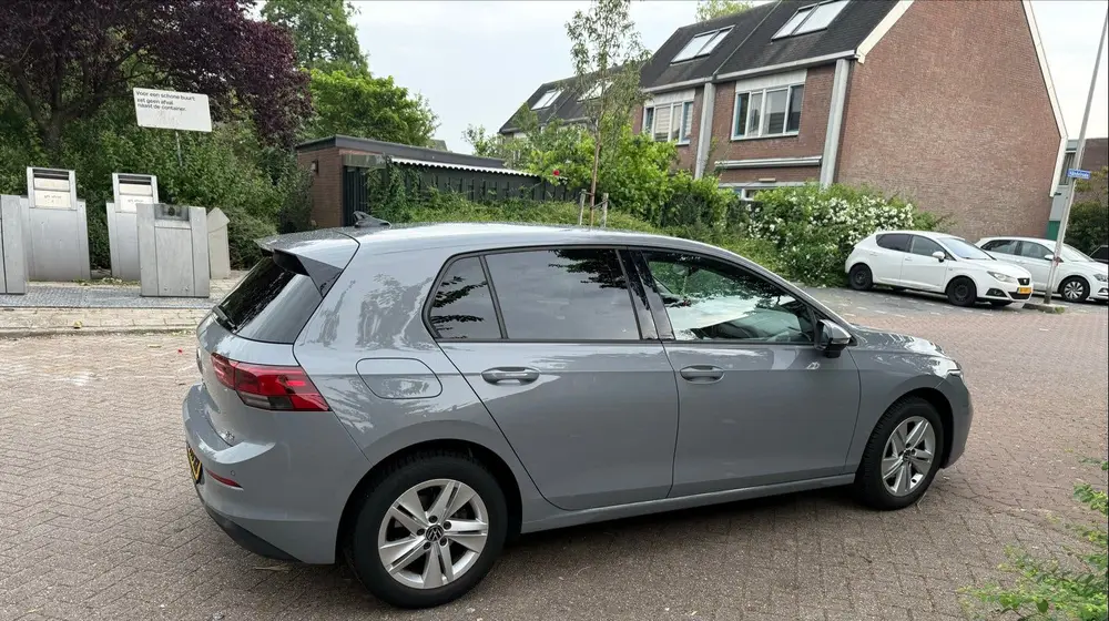 Volkswagen Golf 1.5 Etsi 150pk 7-DSG 2020 Grijs uit 2020, foto 3