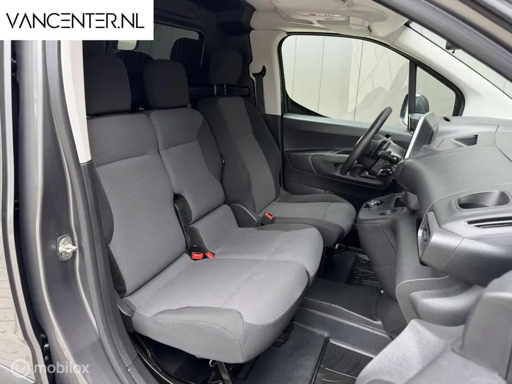 Citroën Berlingo Citroen Berlingo 1.2 131PK BENZINE EAT8 Au uit 2019, foto 14