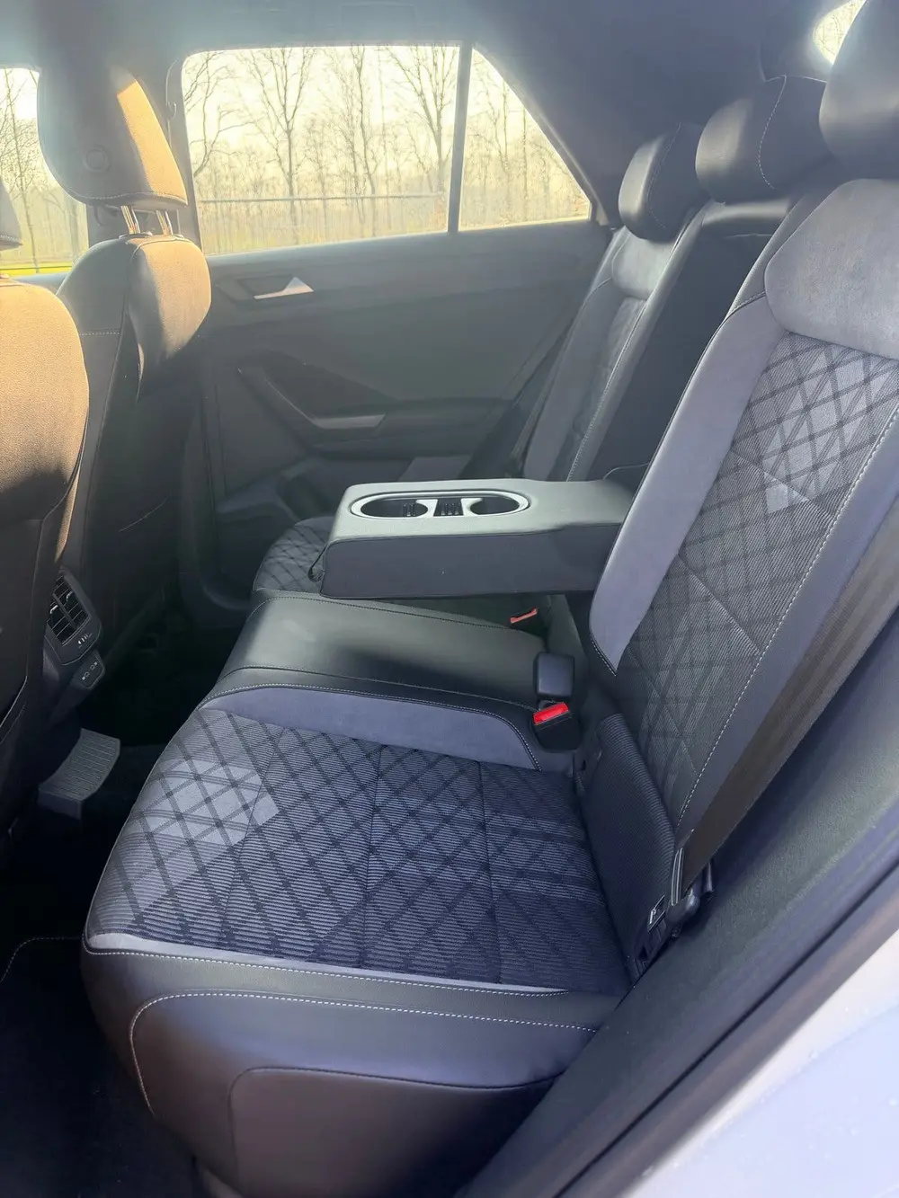 Volkswagen T-Roc 1.5 TSI 150pk 7-DSG 2023 dessert grey uit 2023, foto 11
