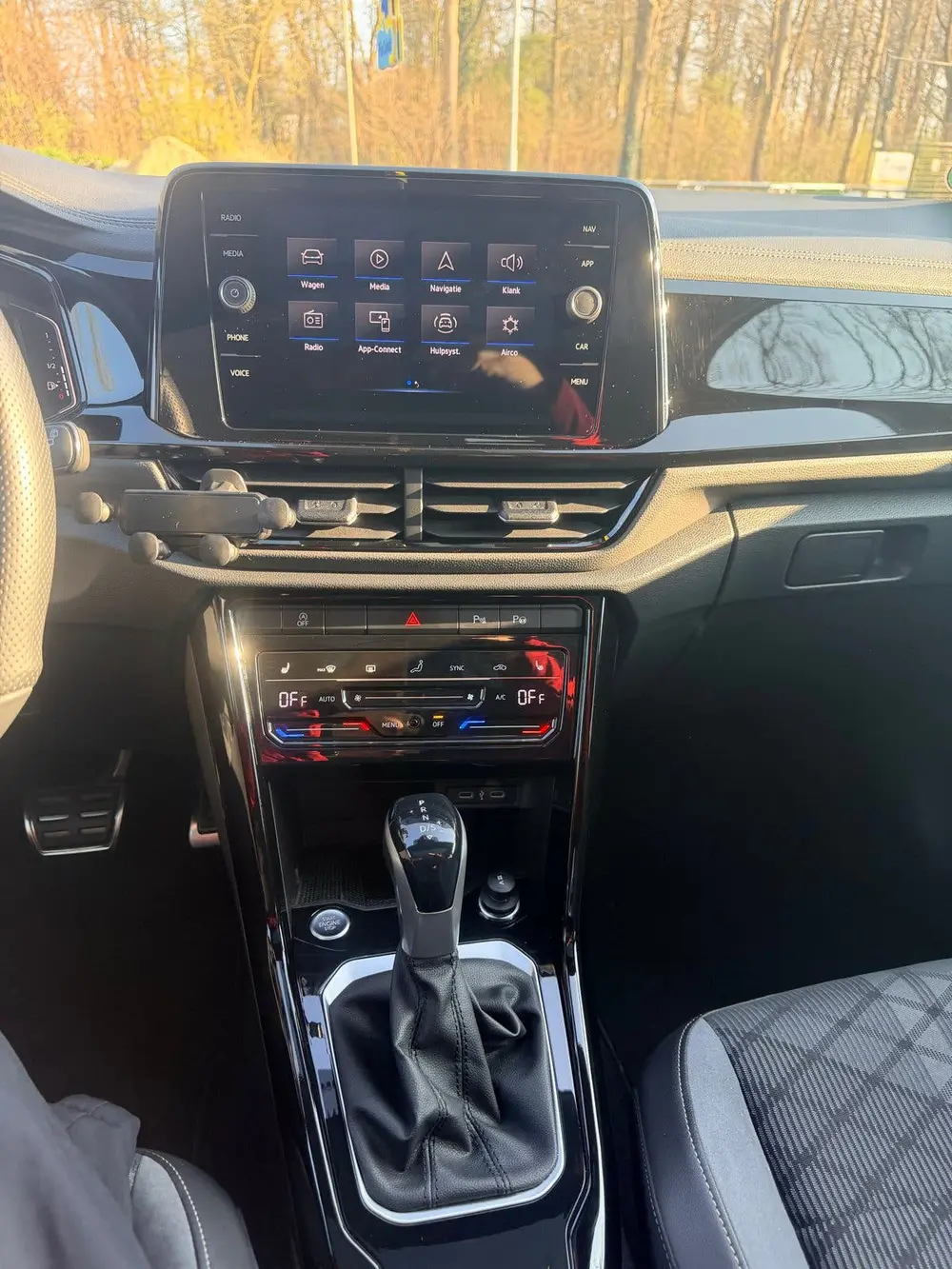 Volkswagen T-Roc 1.5 TSI 150pk 7-DSG 2023 dessert grey uit 2023, foto 9