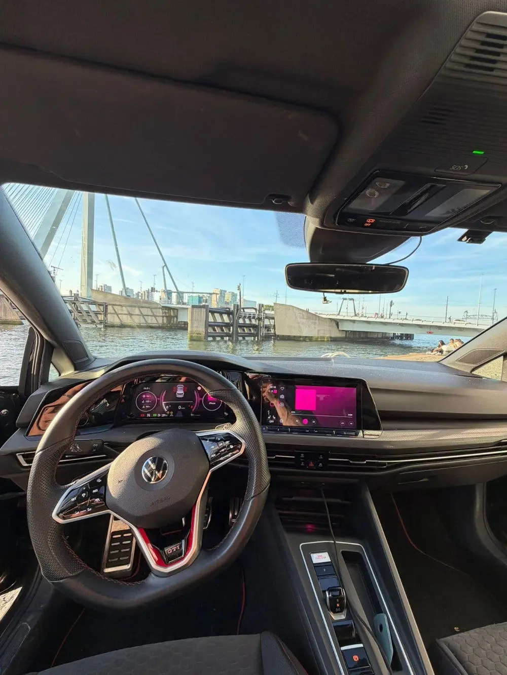 Volkswagen Golf 2.0 TSI OPF 221KW Dsg7 2022 Zwart uit 2022, foto 7