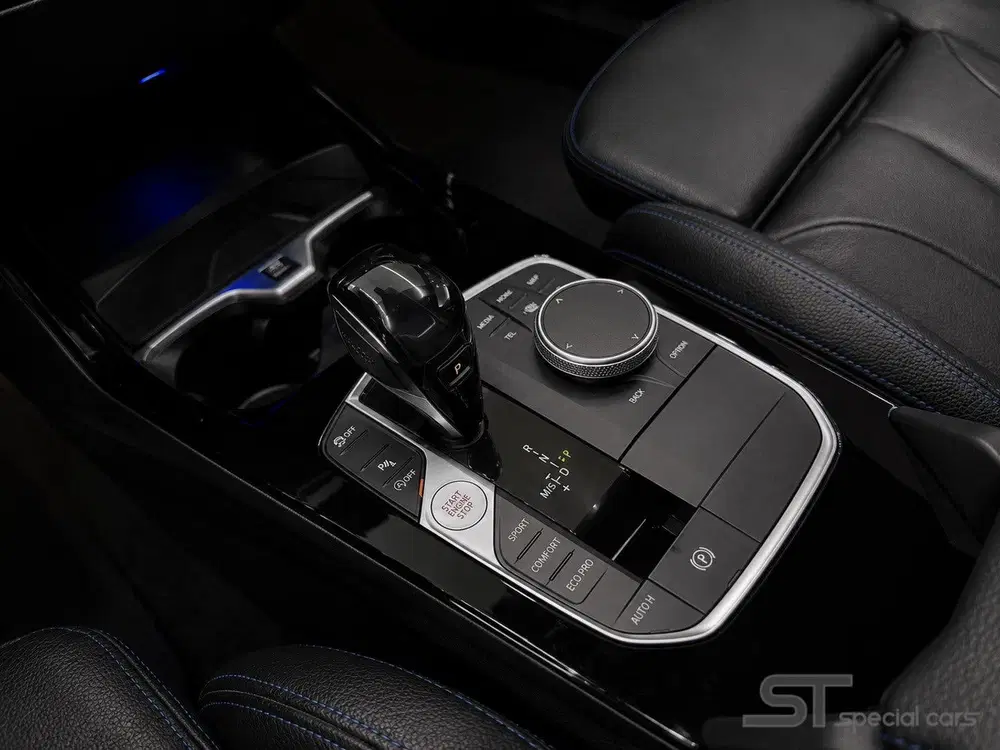 BMW 1-serie M135i xDrive uit 2020, foto 14