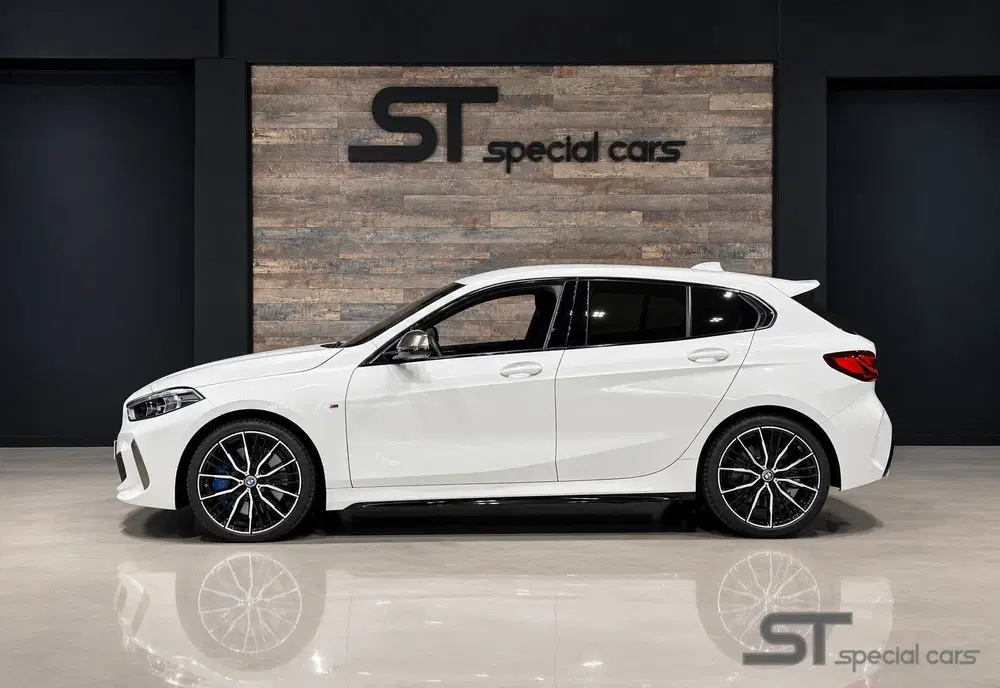 BMW 1-serie M135i xDrive uit 2020, foto 5