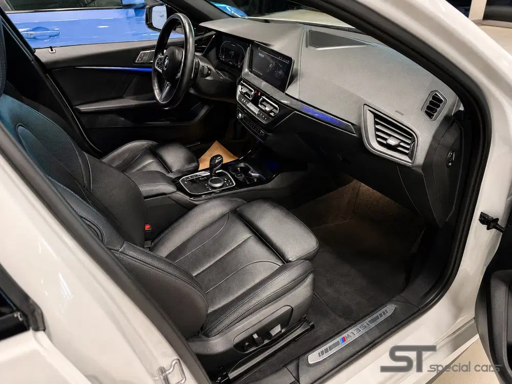 BMW 1-serie M135i xDrive uit 2020, foto 8