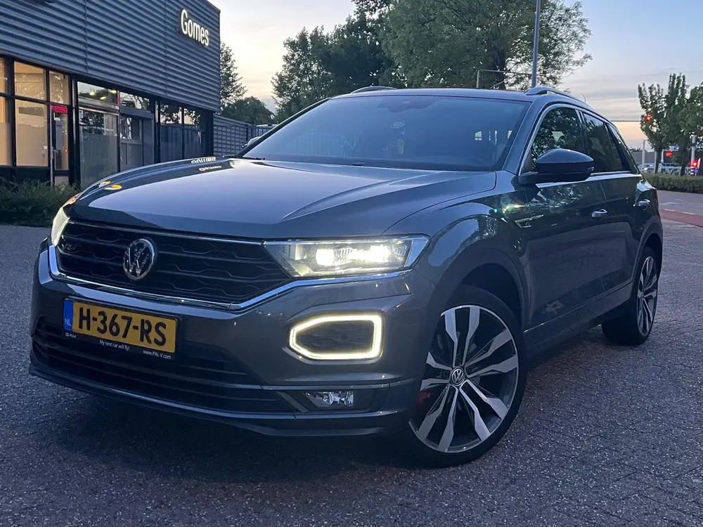 Volkswagen T-Roc R-Line 1.5 TSI 150pk 7-DSG 2019 Grijs uit 2019, foto 14